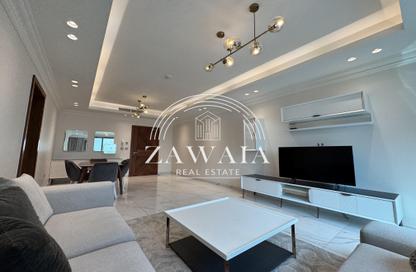 Apartment - 2 Bedrooms - 3 Bathrooms for rent in Giardino Apartments - The Pearl Island - Doha