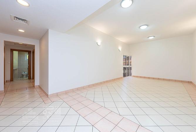 1004250 - Property Image 3