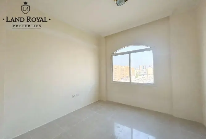 63533487 - Property Image 3