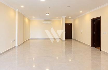 Apartment - 2 - 2 for rent in Al Nasr Street - Al Nasr - Doha