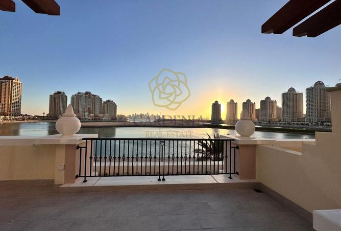 999056 - Property Image 2