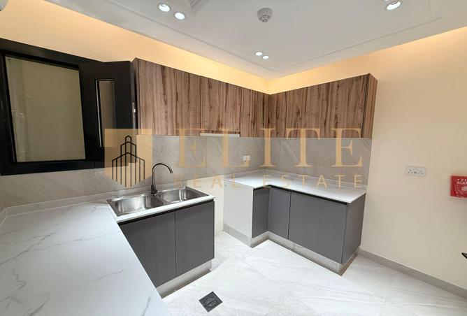 51722383 - Property Image 2