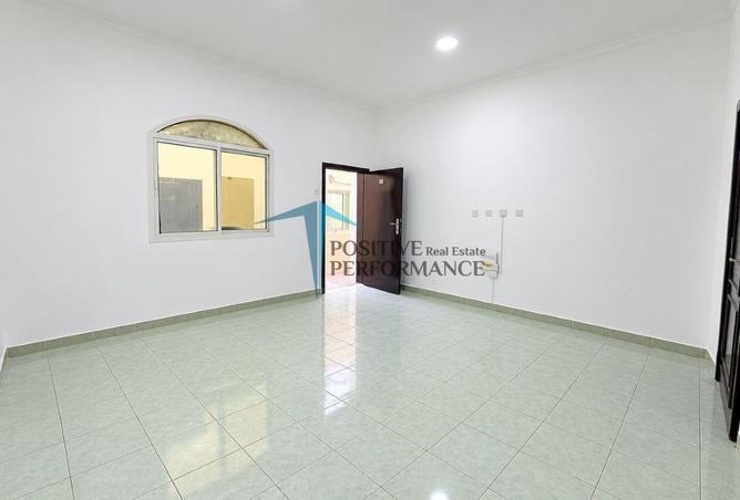 61561071 - Property Main Image