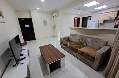 Apartment - 1 Bedroom - 1 Bathroom for rent in Umm Ghwailina Comm - Umm Ghuwalina - Umm Ghuwailina - Doha