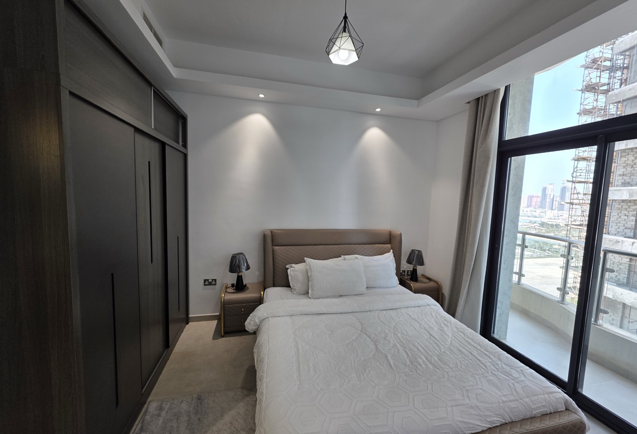 ELEGANT FURNISHED APARTMENT| BALCONY | SEA VIEW thumbnail 6