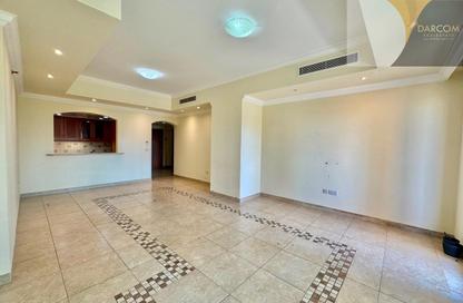 Apartment - 1 Bedroom - 2 Bathrooms for rent in East Porto Drive - Porto Arabia - The Pearl Island - Doha