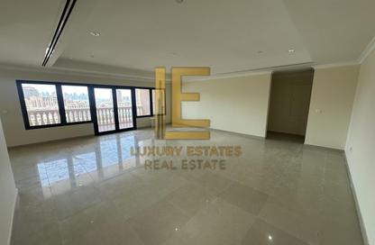 Apartment - 3 Bedrooms - 5 Bathrooms for rent in West Porto Drive - Porto Arabia - The Pearl Island - Doha Apartment - 3 Bedrooms - 5 Bathrooms for rent in West Porto Drive - Porto Arabia - The Pearl Island - Doha