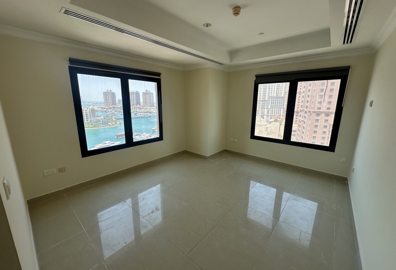 3+Maid Semi Furnished Fully Marina View thumbnail 5