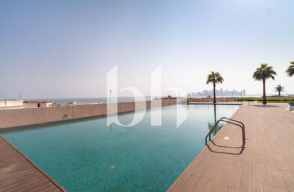 Apartment - 2 Bedrooms - 4 Bathrooms for rent in The Garden - Floresta Gardens - The Pearl Island - Doha