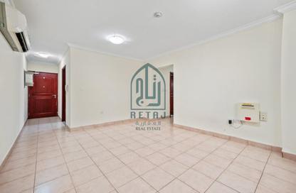 Apartment - 3 Bedrooms - 2 Bathrooms for rent in Al Sadd Road - Al Sadd - Doha