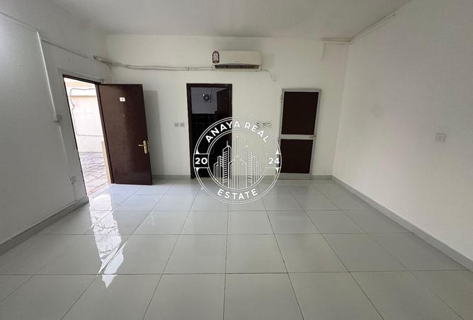 61448348 - Property Image 3