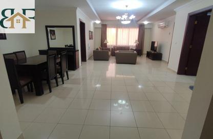 Apartment - 2 Bedrooms - 3 Bathrooms for rent in Al Sadd - Doha