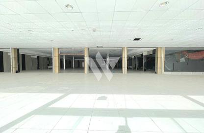 معرض - استوديو - 1 حمام للايجار في برج المنا - الطريق الدائري الثالث - السد - الدوحة