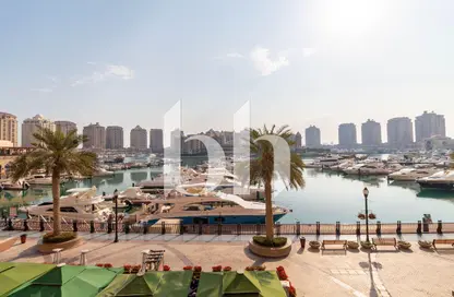 تاون هاوس - 4 غرف نوم - 4 حمامات للبيع في طريق بورتو الغربي - بورتو أرابيا - جزيرة اللؤلؤة - الدوحة