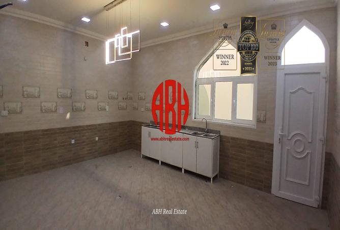 988245 - صورة العقار 3