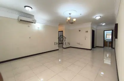 Apartment - 2 Bedrooms - 2 Bathrooms for rent in Anas Street - Fereej Bin Mahmoud North - Fereej Bin Mahmoud - Doha