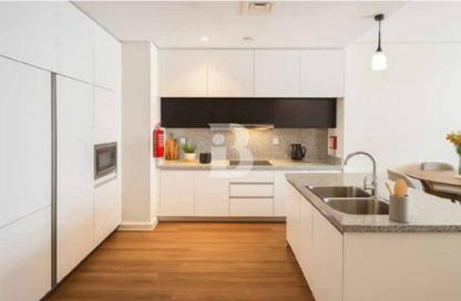 Apartment - 3 Bedrooms - 5 Bathrooms for sale in Floresta Gardens - Floresta Gardens - The Pearl Island - Doha Apartment - 3 Bedrooms - 5 Bathrooms for sale in Floresta Gardens - Floresta Gardens - The Pearl Island - Doha