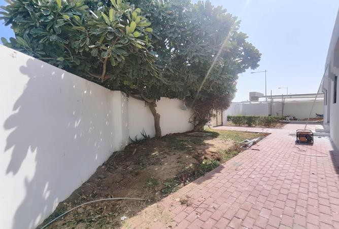 1021441 - Property Image 2