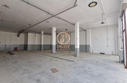 Shop - Studio - 2 Bathrooms for rent in Al Thumama - Al Thumama - Doha