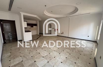 Apartment - 3 Bedrooms - 3 Bathrooms for rent in Al Nasr - Doha