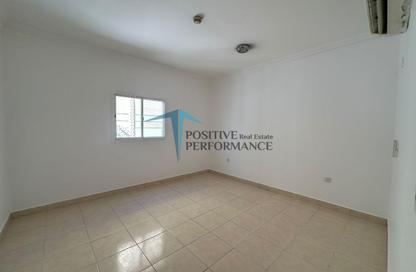 Apartment - Studio - 1 for rent in Al Mansoura - Al Mansoura - Doha