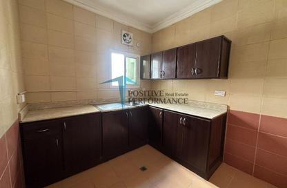 Apartment - Studio - 1 for rent in Al Mansoura - Al Mansoura - Doha