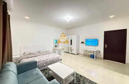 Villa - Studio - 1 Bathroom for rent in Al Gharrafa - Al Gharrafa - Doha