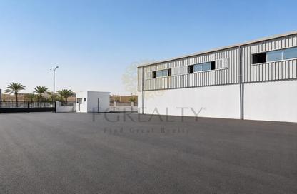 Warehouse - Studio - 4 Bathrooms for sale in Industrial Area 2 - Industrial Area - Industrial Area - Doha