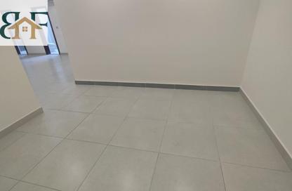 Apartment - 3 Bedrooms - 2 Bathrooms for rent in Fereej Bin Mahmoud North - Fereej Bin Mahmoud - Doha