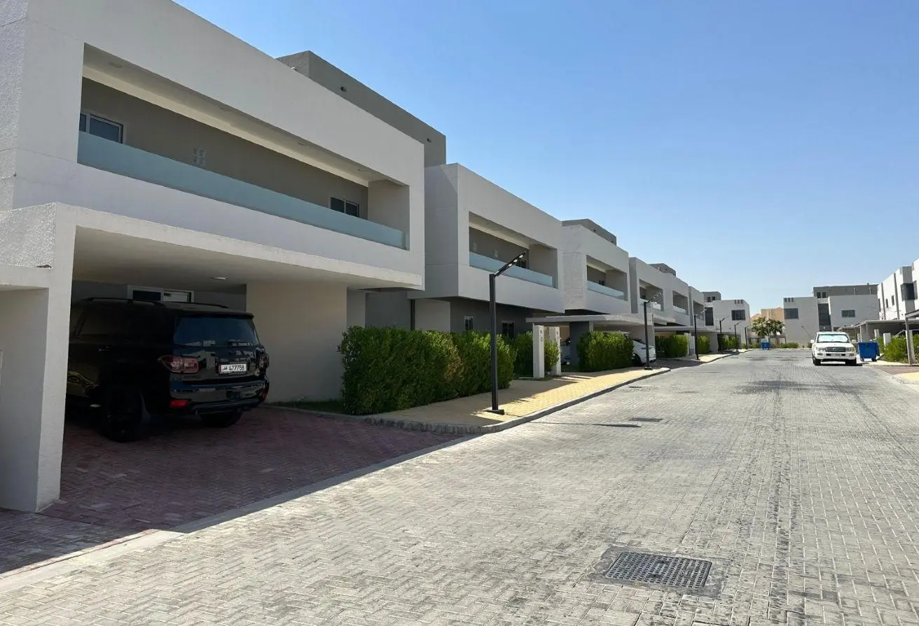 64033696 - Property Main Image