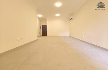 Apartment - 3 Bedrooms - 2 Bathrooms for rent in EB12 - Fereej Bin Mahmoud North - Fereej Bin Mahmoud - Doha