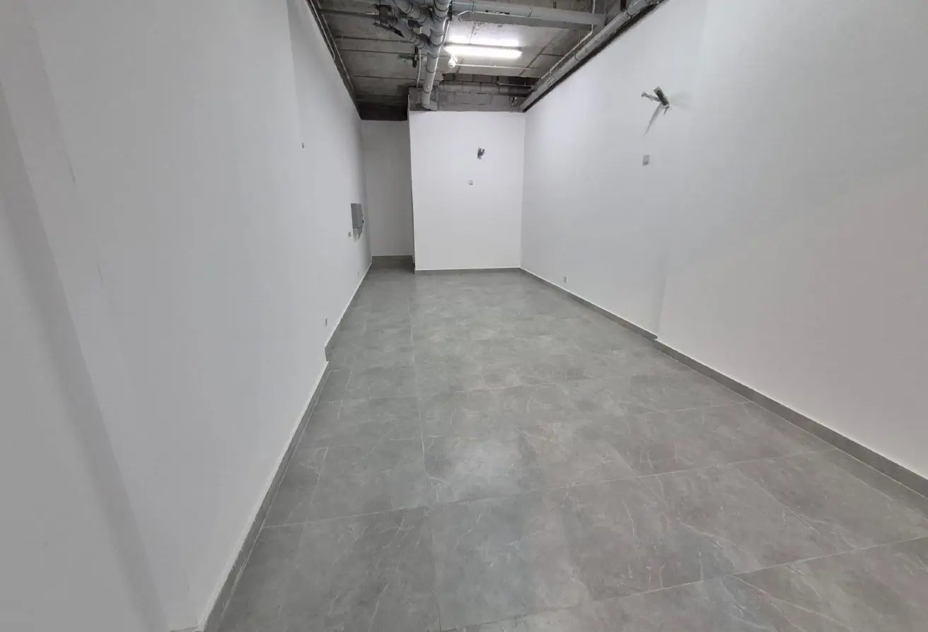63810317 - Property Main Image