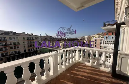 Duplex - 2 Bedrooms - 3 Bathrooms for rent in Chateau - Qanat Quartier - The Pearl Island - Doha