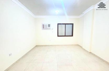 Apartment - 1 Bedroom - 1 Bathroom for rent in Musheireb Tower - Musheireb - Musheireb - Doha