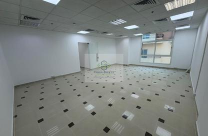 Office Space - Studio - 1 for rent in Umm Ghwailina Comm - Umm Ghuwalina - Umm Ghuwailina - Doha