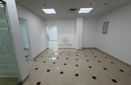 Office Space - Studio - 1 for rent in Umm Ghwailina Comm - Umm Ghuwalina - Umm Ghuwailina - Doha