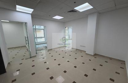 Office Space - Studio - 1 for rent in Umm Ghwailina Comm - Umm Ghuwalina - Umm Ghuwailina - Doha