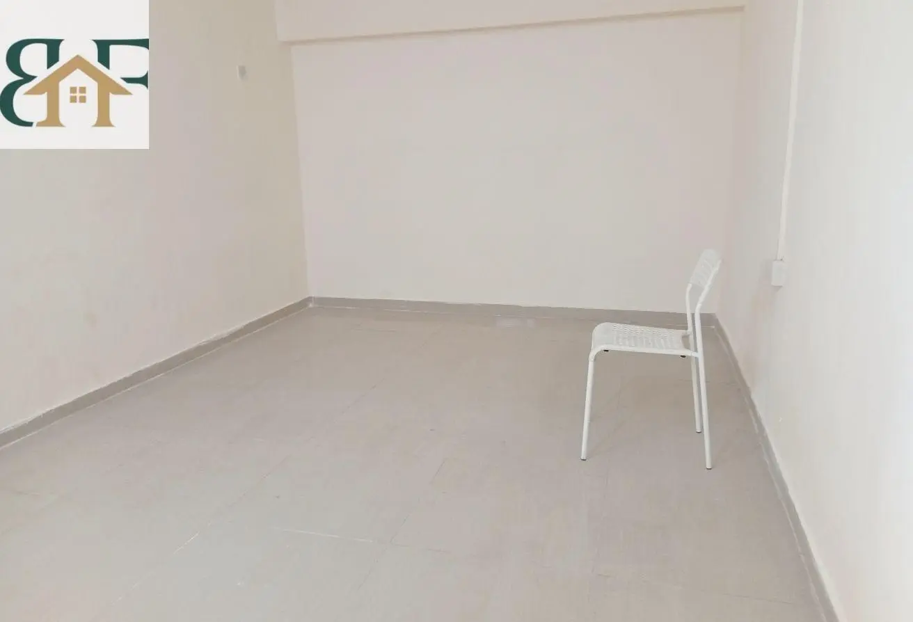 63251900 - Property Main Image