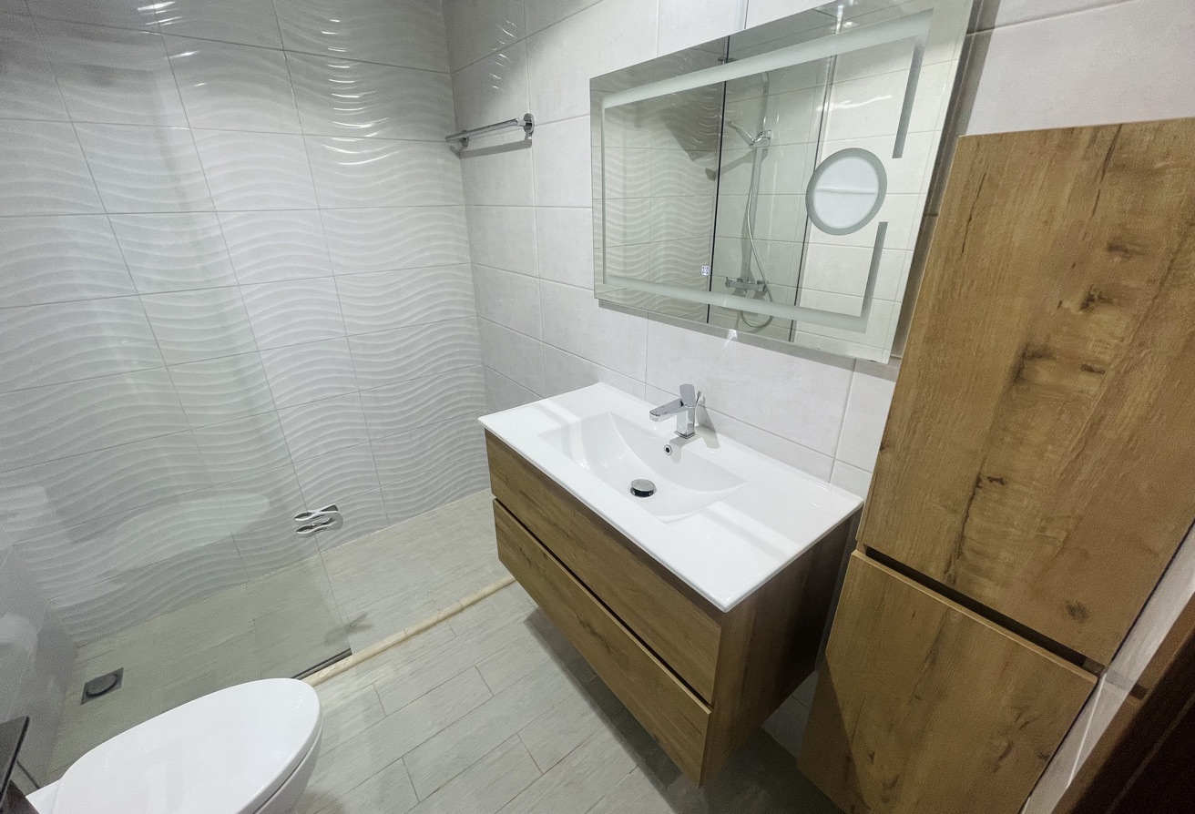 2BR Apartment | Prime location thumbnail 6