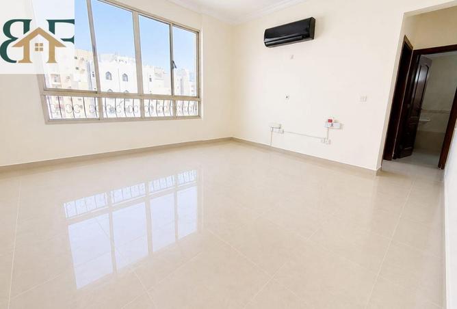 61167140 - Property Main Image