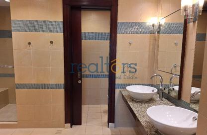 Townhouse - 2 Bedrooms - 3 Bathrooms for rent in Porto Arabia Townhouses - Porto Arabia - The Pearl Island - Doha