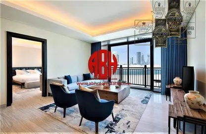 فيلا - 5 غرف نوم - 5 حمامات للايجار في ابراج باي - منطقة الأبراج - جزيرة اللؤلؤة - الدوحة