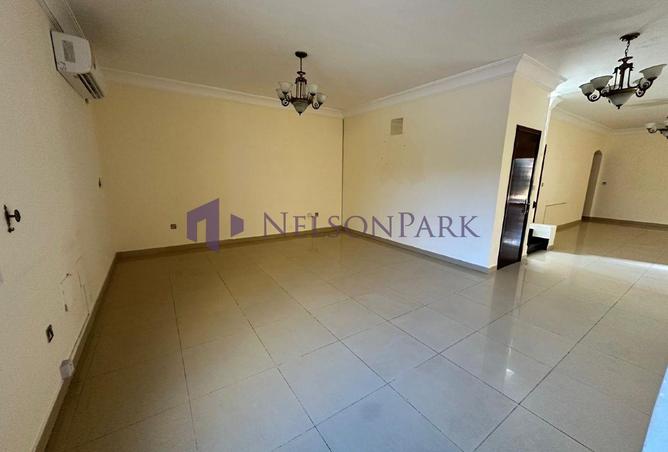 53521347 - Property Image 3