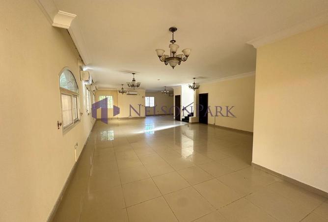 53521347 - Property Image 2