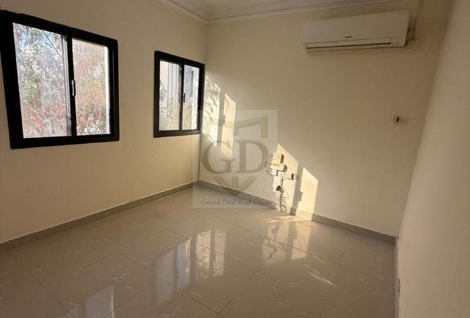 58145437 - Property Image 2