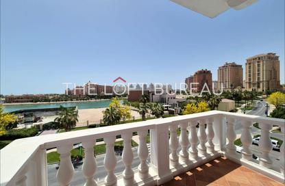Apartment - 3 Bedrooms - 4 Bathrooms for rent in Carnaval - Qanat Quartier - The Pearl Island - Doha