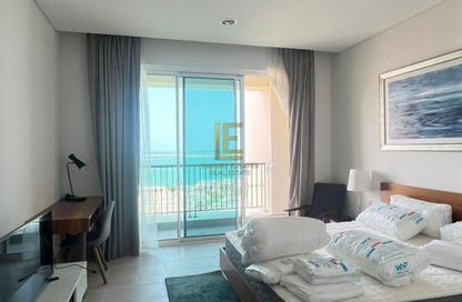 Apartment - 1 Bedroom - 2 Bathrooms for rent in Viva West - Viva Bahriyah - The Pearl Island - Doha