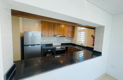 Apartment - 3 Bedrooms - 4 Bathrooms for rent in Citadel Corniche 72 - C-Ring - Doha