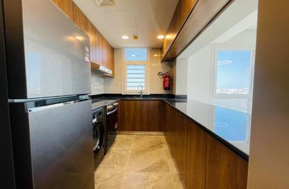 Apartment - 3 Bedrooms - 4 Bathrooms for rent in Citadel Corniche 72 - C-Ring - Doha