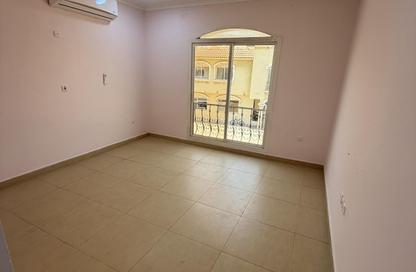 Apartment - Studio - 1 Bathroom for rent in Mamoura 18 - Al Maamoura - Doha